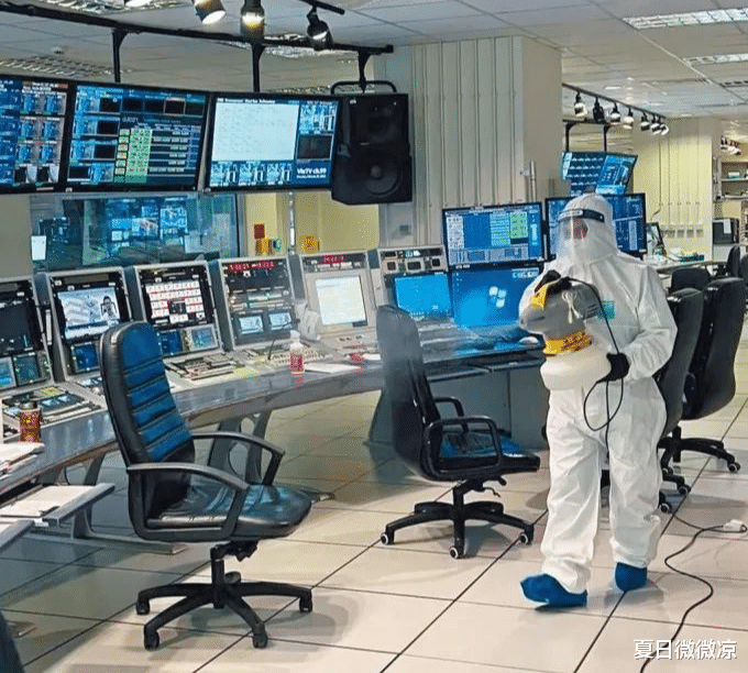 TVB|香港疫情严峻，TVB为拍节目，曾志伟带头吃住都在电视台