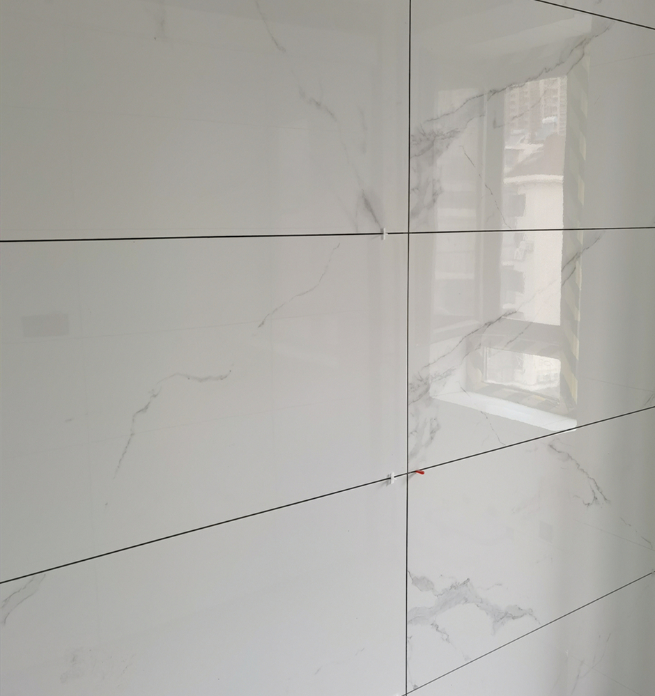 贴瓷片砖和全瓷砖有什么区别?