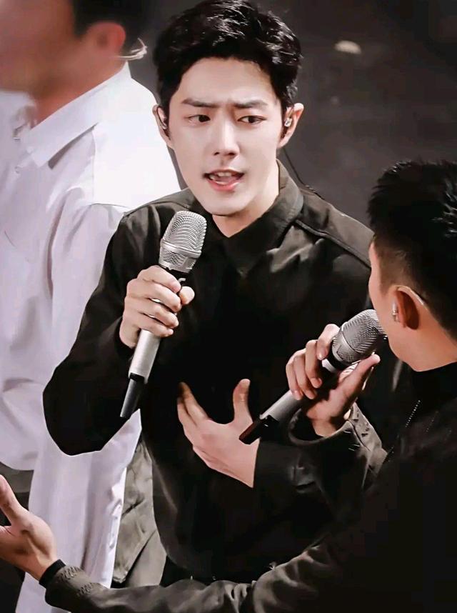 肖战|太惊喜了，肖战和王牌部队作为特别节目出现，原来是自己太心急了