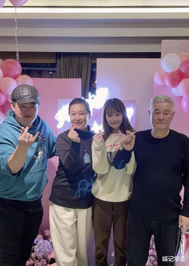 赵本山|阔别春晚11年后,65岁赵本山将再度回归?知情人发文辟谣