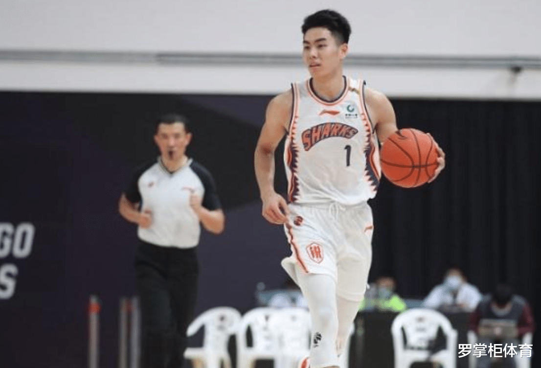 李春江|错怪李春江了！谁说他不爱用新人？成功培养一名180俱乐部球员！