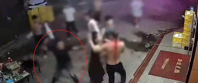 又一个唐山?惠州夜宵老板见义勇为被打入院,女子:还我公道