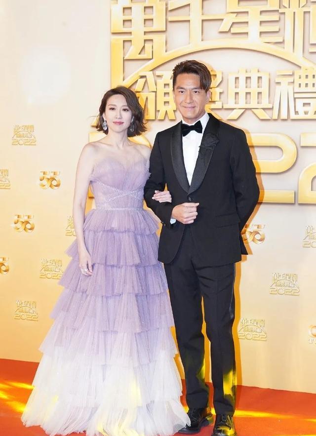 胡定欣|胡定欣陈滢姚子羚刘颖镟红毯争艳!哪位美女最性感撩人?