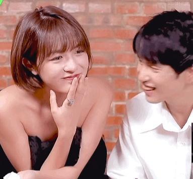 麦穗|麦穗孔汝淳姐妹情深,两人一起逛街吃饭,麦穗个人账号评论区沦陷