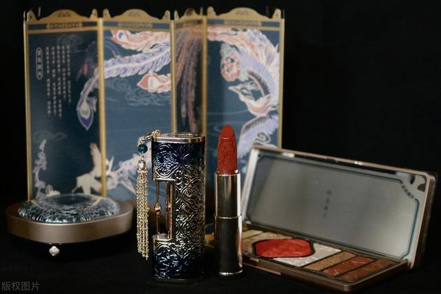 修容 “花”“西子”被拆分使用，搜索却跳转竞品，构成商标侵权吗？