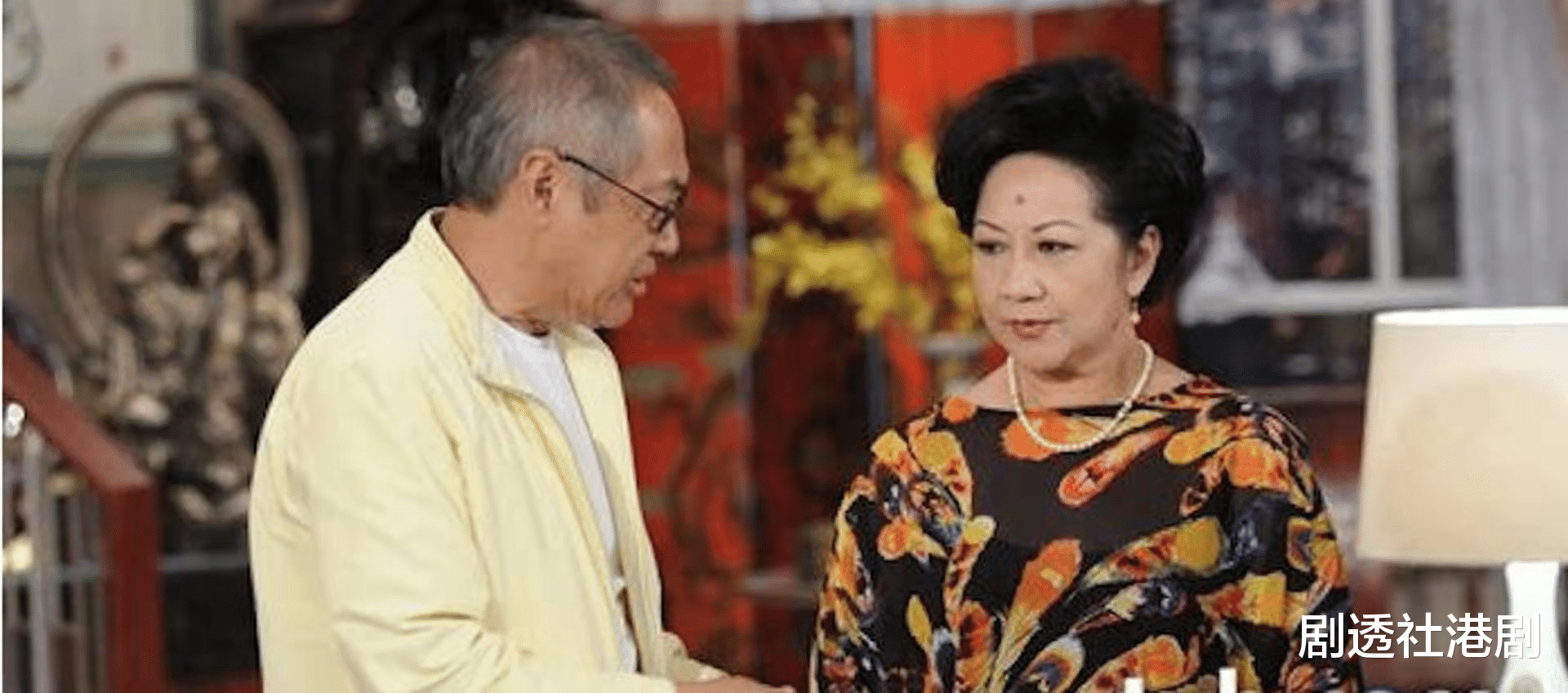 TVB|73岁前TVB老戏骨新剧 化“诈尸”妆要三个钟头,曾追求薛家燕