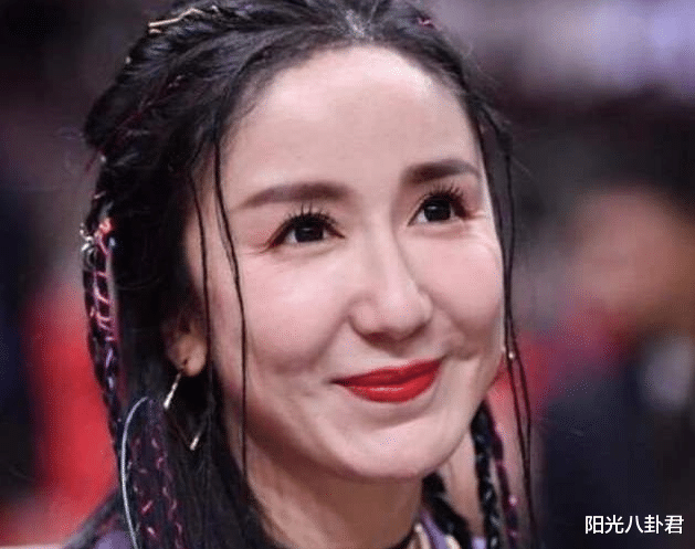 路人甲|曾经灵气逼人如今脸僵面瘫，这8位女星折腾成这样，究竟咋想的？