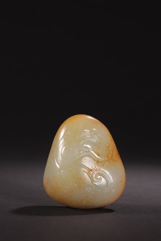 石雕|清代-和田玉螭龙纹原石雕件