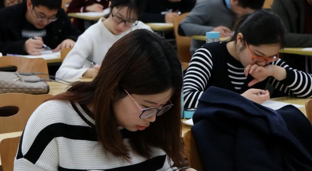 职业教育业|适合专科生报考的专业，就业前景好，未来发展不比本科生差