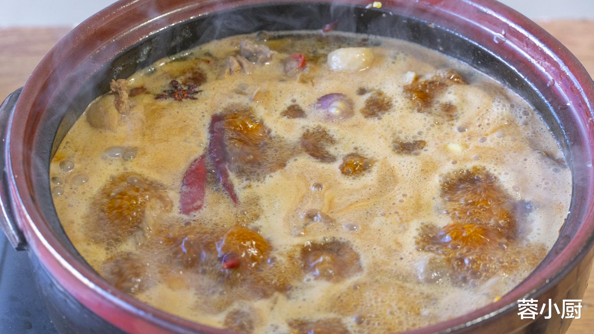 秋日进补要忌嘴,小心伤脾胃!提醒:少吃姜和桂圆,多吃6样才对