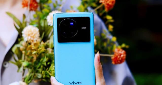 vivoX90露面，定下天玑9000Plus，杀伤力依旧很强