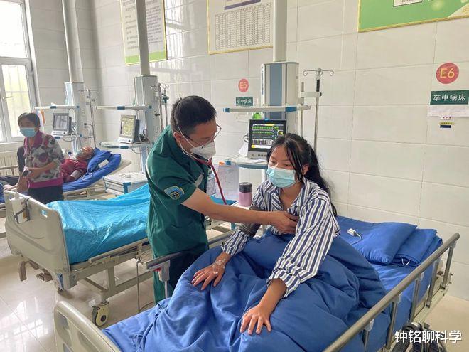 厦门海关截获黑寡妇!交配一次繁衍终生,进入我国后果有多严重?