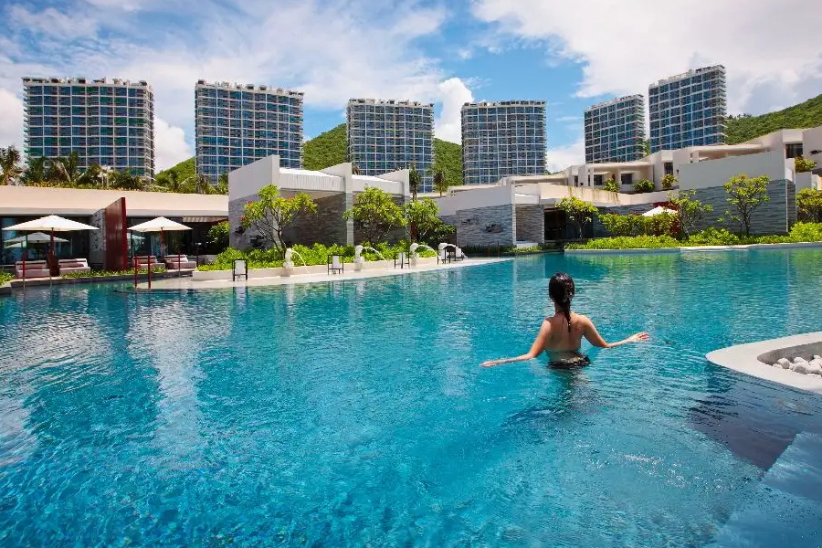 三亚|中国有个著名的三线城市,酒店服务优质,发展至关重要