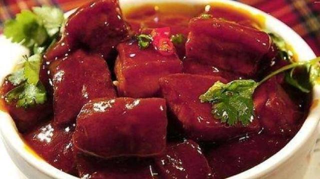 银屑病|如果患上了高血压，这2种食物尽量别碰，常吃3物，帮助降血压