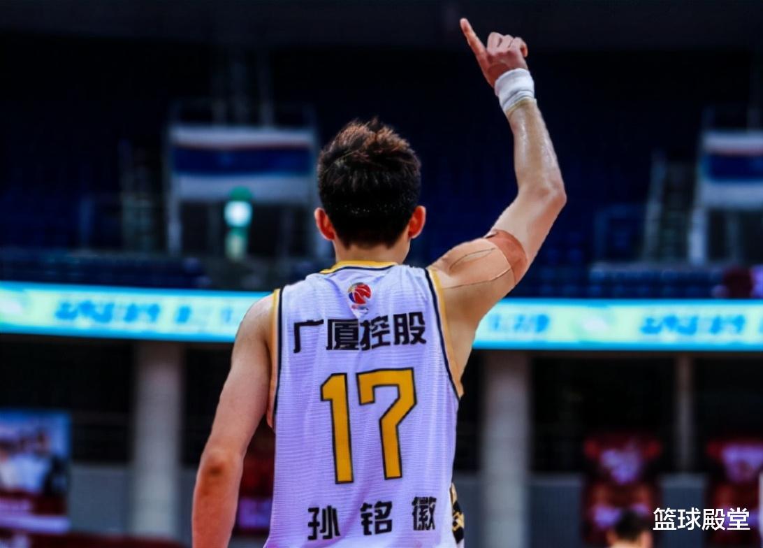 奥卡福|热身赛广厦5分险胜宁波！奥卡福装死表现平平，双方以磨合为主！