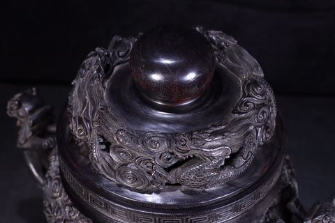 紫檀|旧藏:老紫檀木雕龙纹香薰。