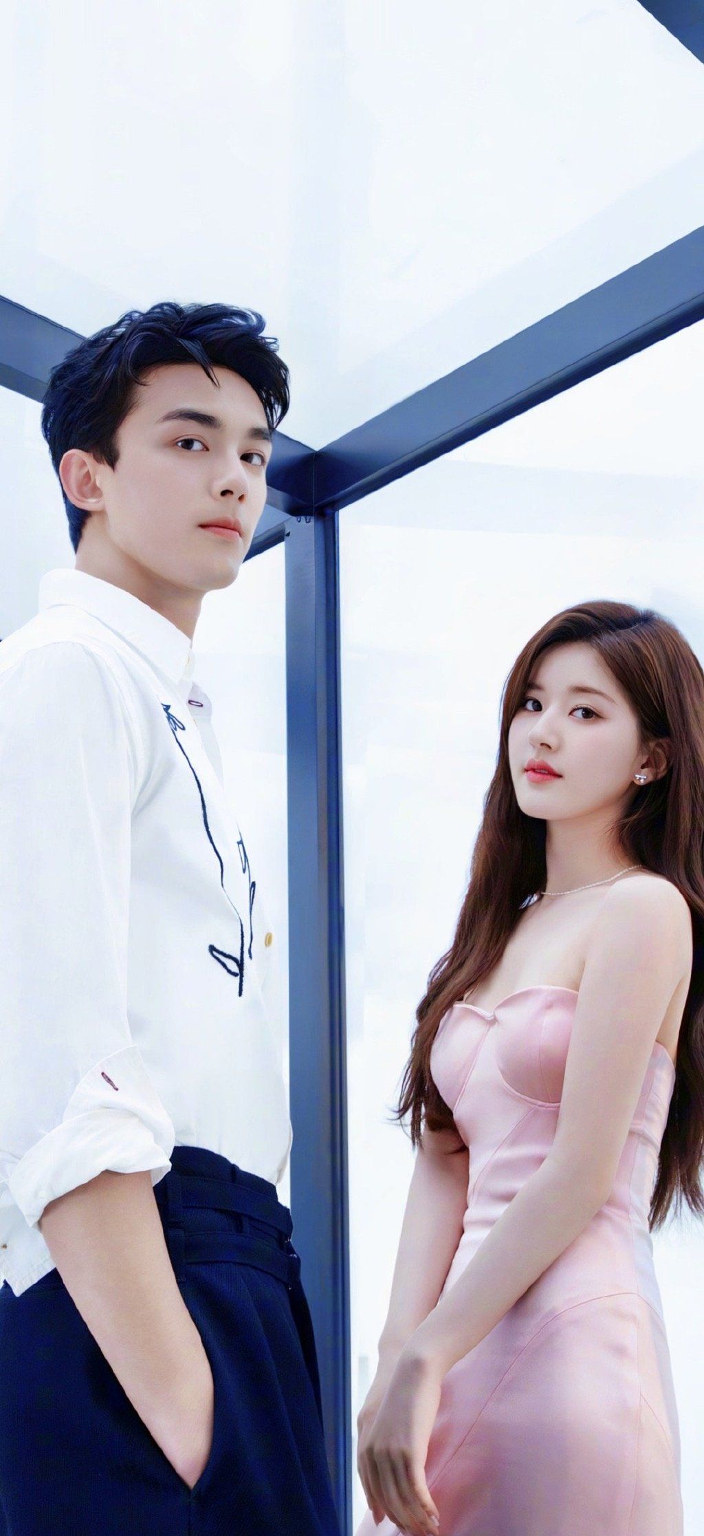 吴磊|吴露可逃合体发糖，吴磊赵露思眸中有你大片，卡点13: 14发布