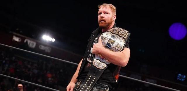 aew|疯人院长承认AEW合同将在今年到期，之后那番话让WWE粉丝失望了！