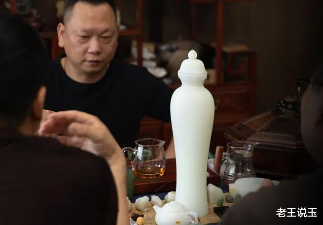 玉雕|国内薄胎玉雕天花板级作品究竟长什么样？