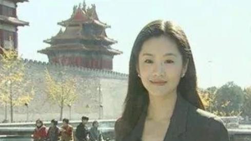 曾子墨|主持人曾子墨曾因“无错论”声名尽毁，如今她咋样了？