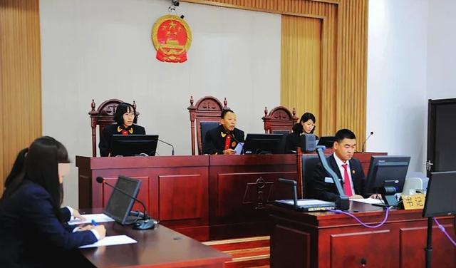 案例:女子因漂亮遭受女儿同学侵犯,为保护女儿一直忍到孩子毕业