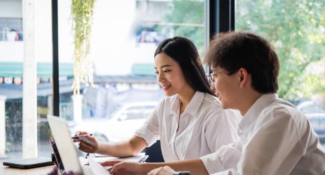 穿衣搭配|婆婆心中“最理想儿媳”人选排名，榜首岗位不再是公务员，你觉得呢