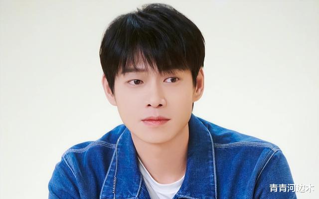 秦岚|魏大勋秦岚坐电梯遭意外！男藏一角女泰然处之网友：各取所需吧