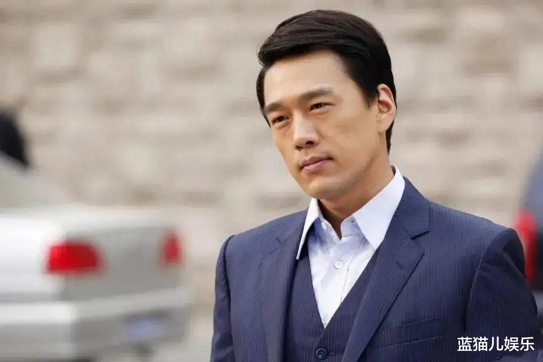 明道|演“霸道总裁”，只服这三位大叔级演员，细皮嫩肉的小鲜肉没法比