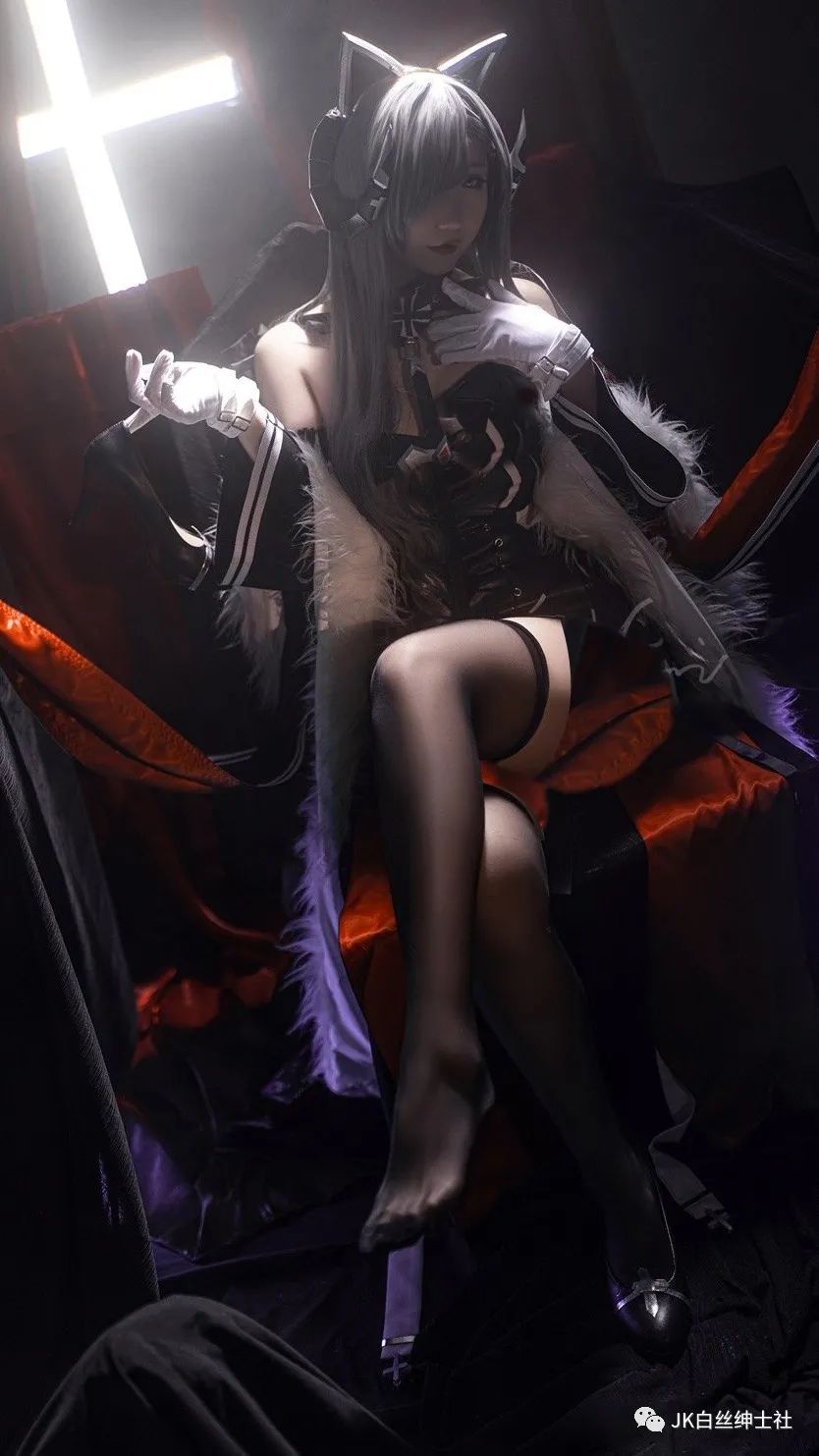 碧蓝航线|cos：碧蓝航线魔女奥古斯特cos正片@薏米
