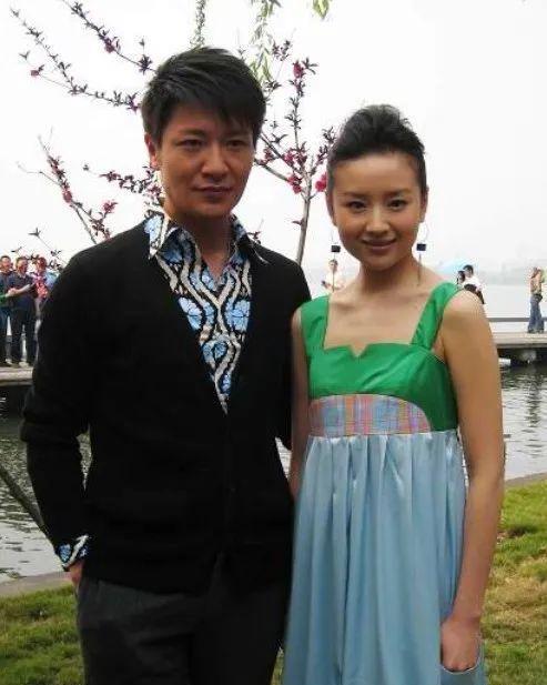 董洁|7位女星的20岁VS30岁：苗乙乙车祸面瘫，董洁面部有法令纹