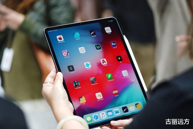 酷睿处理器|为什么iPhone不可以用Type-C口，iPad却可以？原因只有两个！