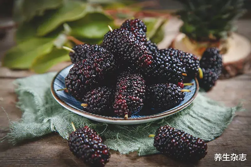 桑葚|乳腺结节怕3种水果,桑葚上榜,提醒:想要呵护甲功,可常吃