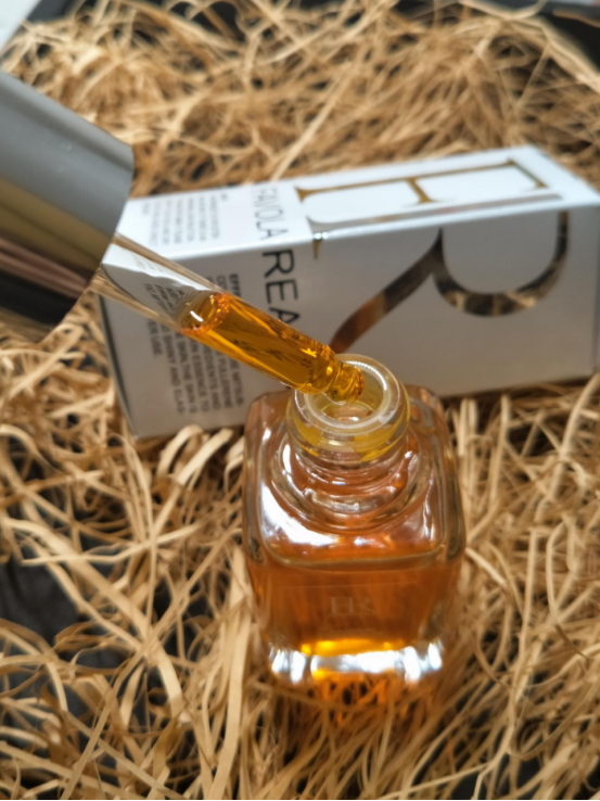 保湿 最好用的抗老精华