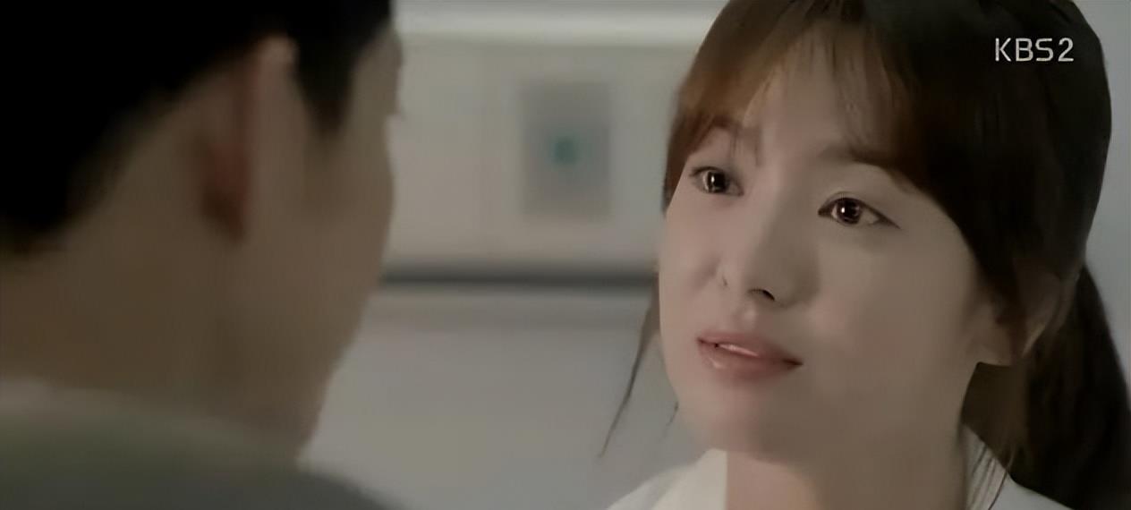 宋慧乔|《太阳的后裔》宋仲基和宋慧乔这一口狗粮让我吃了6年