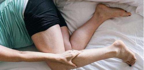 睡眠|睡觉时,身体突然“抖”一下,到底在暗示什么?答案其实很简单