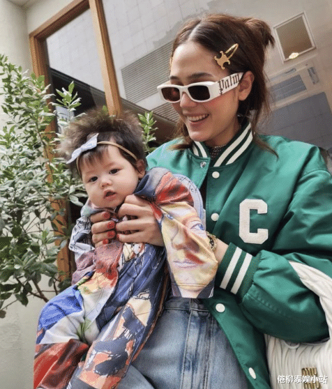 天王嫂|泰星Chompoo:我的小女儿已经五个多月了,哥哥们都非常宠爱她