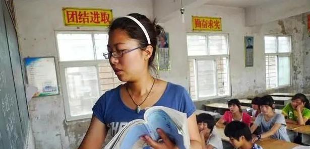 教师|教育部新通知:农村年轻教师迎“坏”消息,家长直言:早该这样了