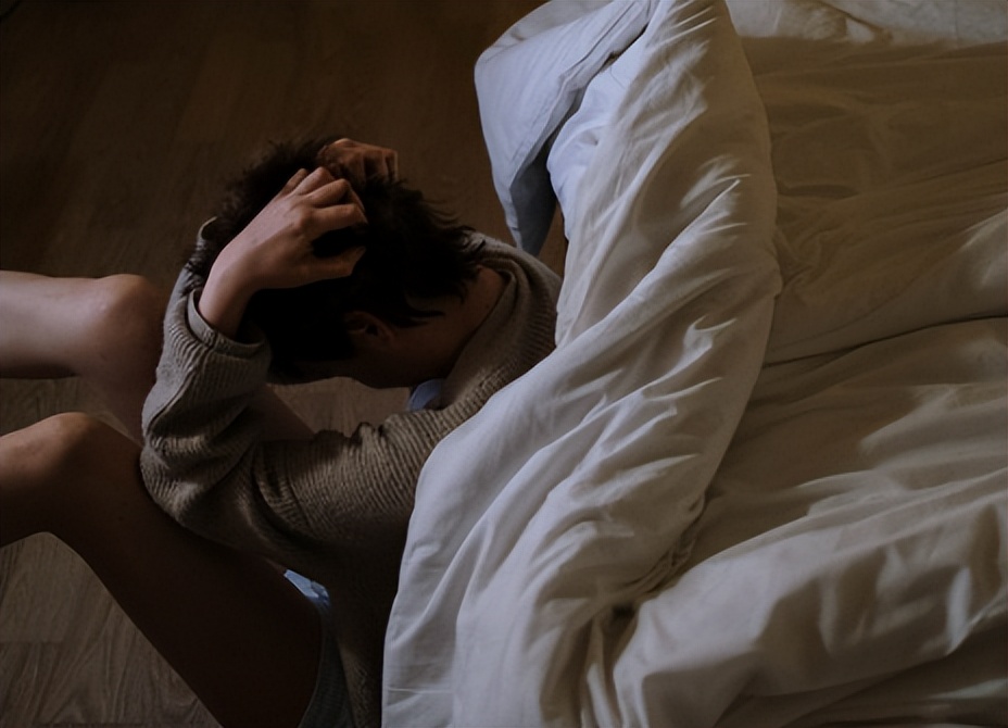 抑郁症|抑郁4年,自残、休学、偷偷服药,我是如何活下来的