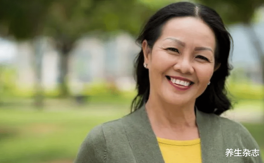 牛奶|坚持每天喝牛奶，52岁大妈结节癌变，甲乳科医生：无知害了她