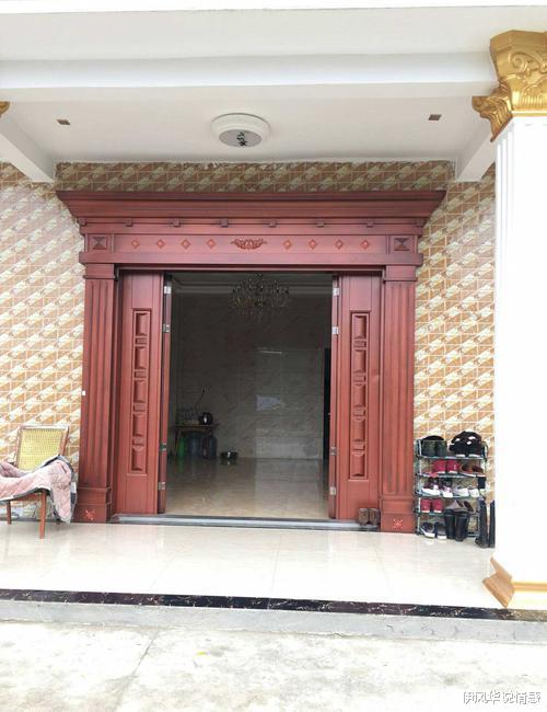 晒晒农村小别墅高端大气，就是厨房太怪异，被全村人嘲笑