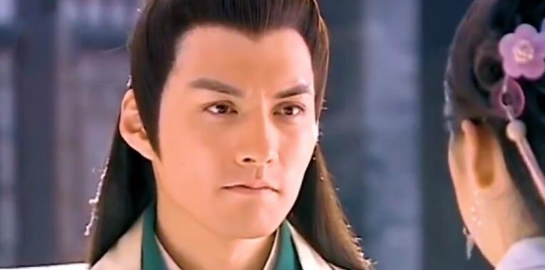 倾国倾城|明明一副倾国倾城的颜值，非说自己丑，那美应该是啥样的？