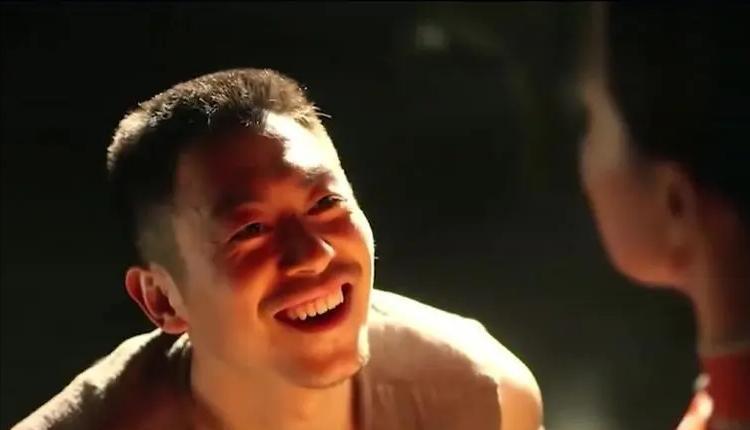 余占鳌|《红高粱》:长大后才懂,余占鳌3骂九儿嫌贫爱富,不过是不满足