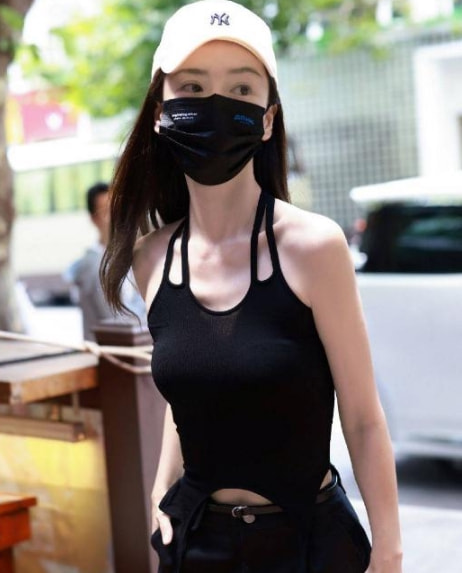 生图|baby“精灵”造型生图曝光，瘦骨嶙峋身材吓人，像皮包骨的骷髅