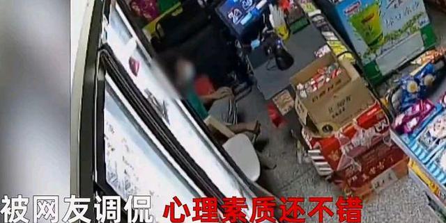 广东:小偷撬门进店行窃偶遇客人买东西,淡定客串老板进账19元