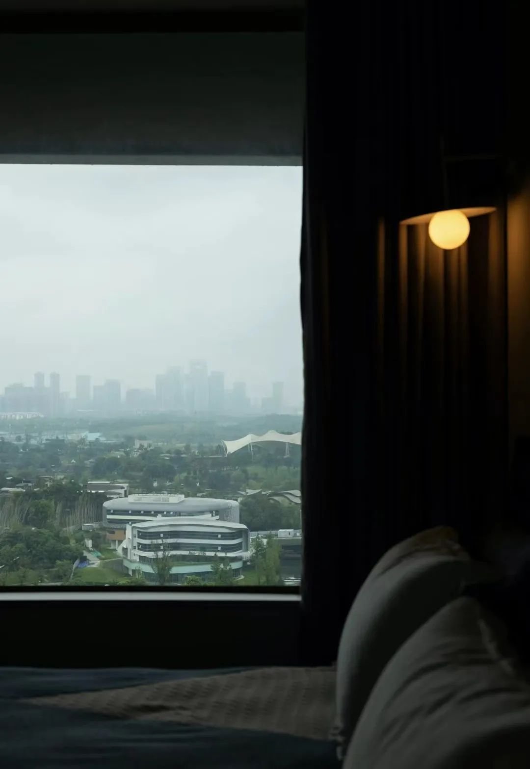 头一次见!141㎡居然把阳台做成吧台,满满人间烟火气~