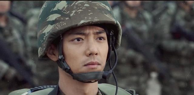 彩虹屁|小鲜肉横行,“彩虹屁”漫天,还不是因为有一群人在捧臭脚!