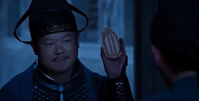 女孩|《满江红》票房过8亿,72岁老谋子赚翻了,雷佳音最佳男配稳了