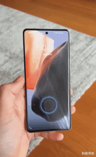 iqoo|最好用的指纹手机，歪果仁如此评价iQOO 9 Pro