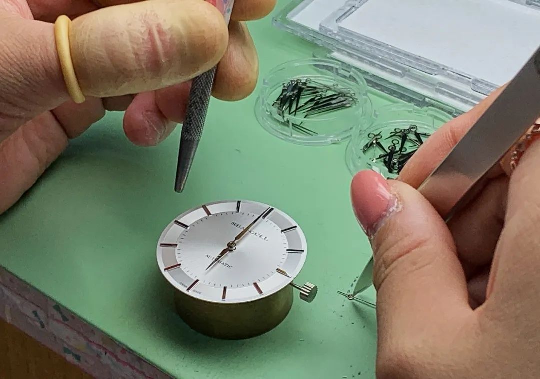 手表 67岁的“老国货”海鸥手表，在拼多多找回了青春