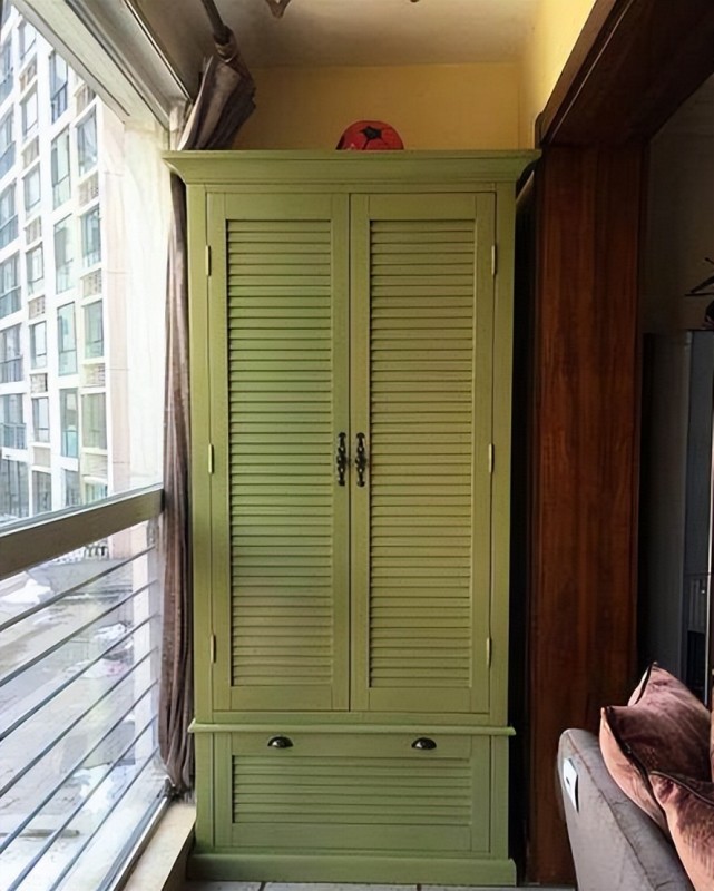 老婆装修把洗衣机放在了餐厅,真的很实用,但朋友却说很奇葩